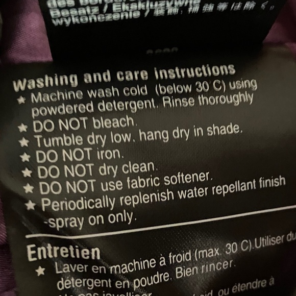 Burton x Kidrobot Women’s 2L Down Jacket - Picture 13 of 13